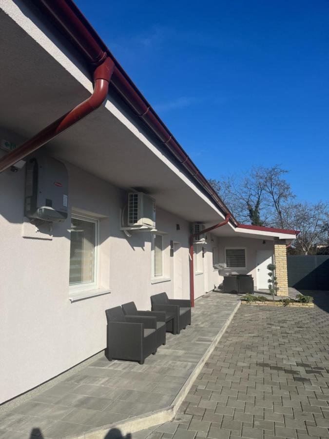 Alfa Apartmani Subotica Bagian luar foto